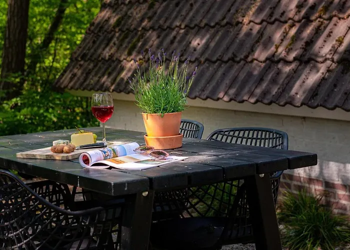 펜션 Vacation Magnolia Veluwe 넌스피트